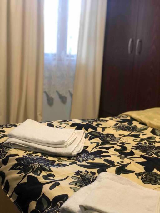 Casuta Bunicilor Isverna Hotell Eksteriør bilde
